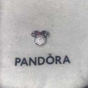 Pandora sparkling Minnie charm clip